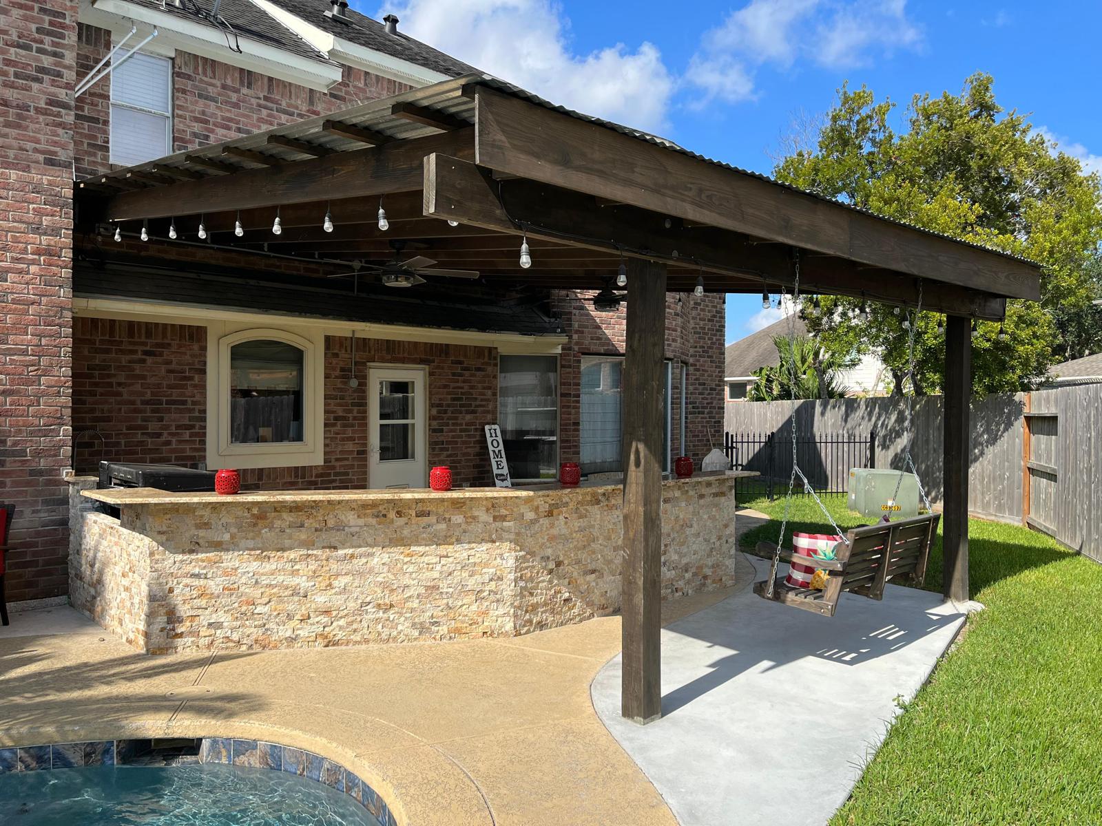 Outdoor Kitchen